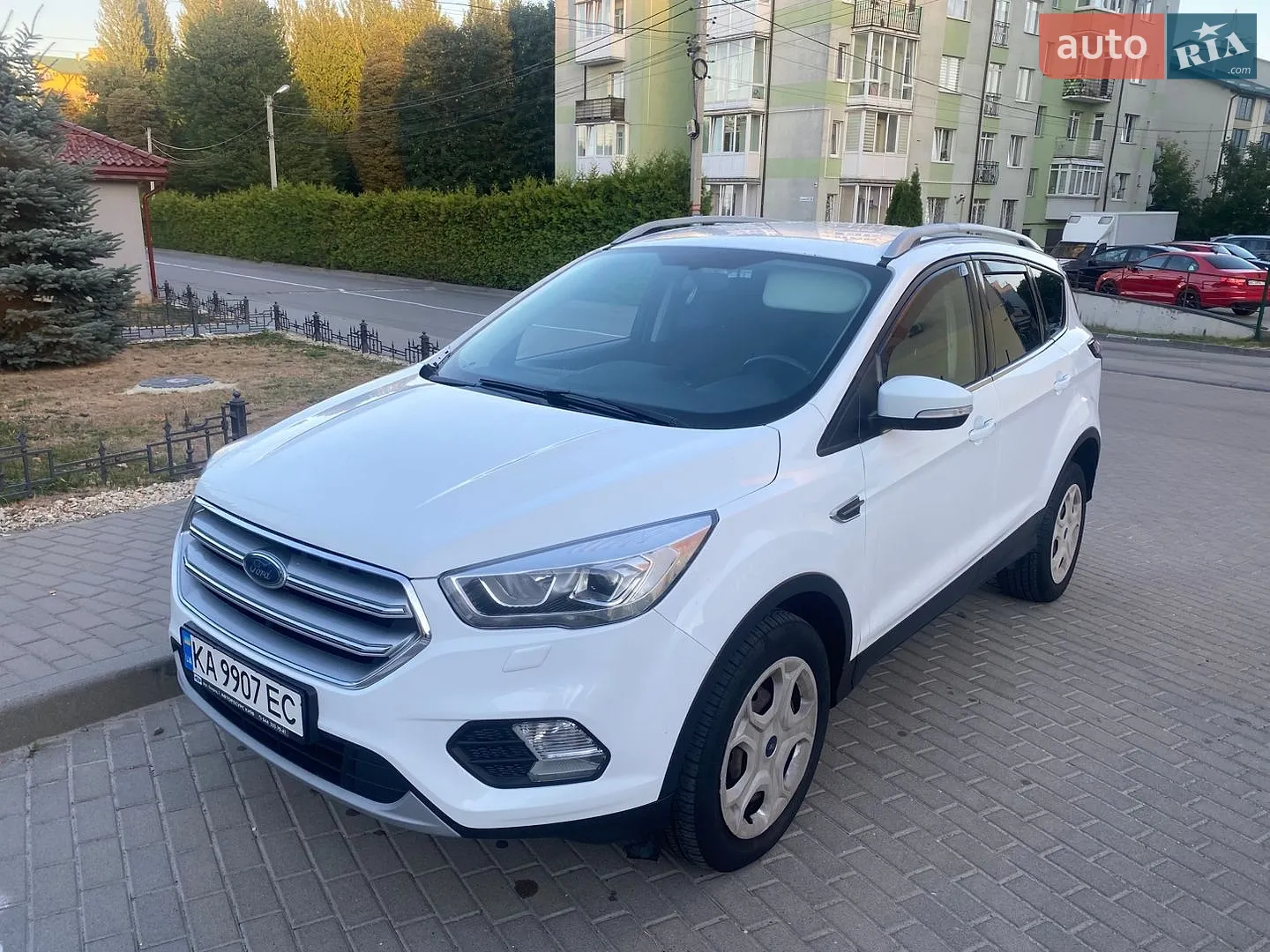 Ford Kuga, 2019
