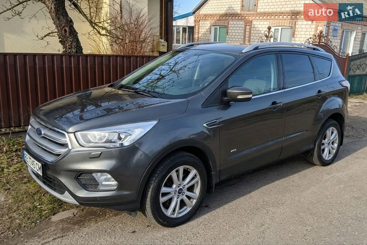 Ford Kuga, 2017