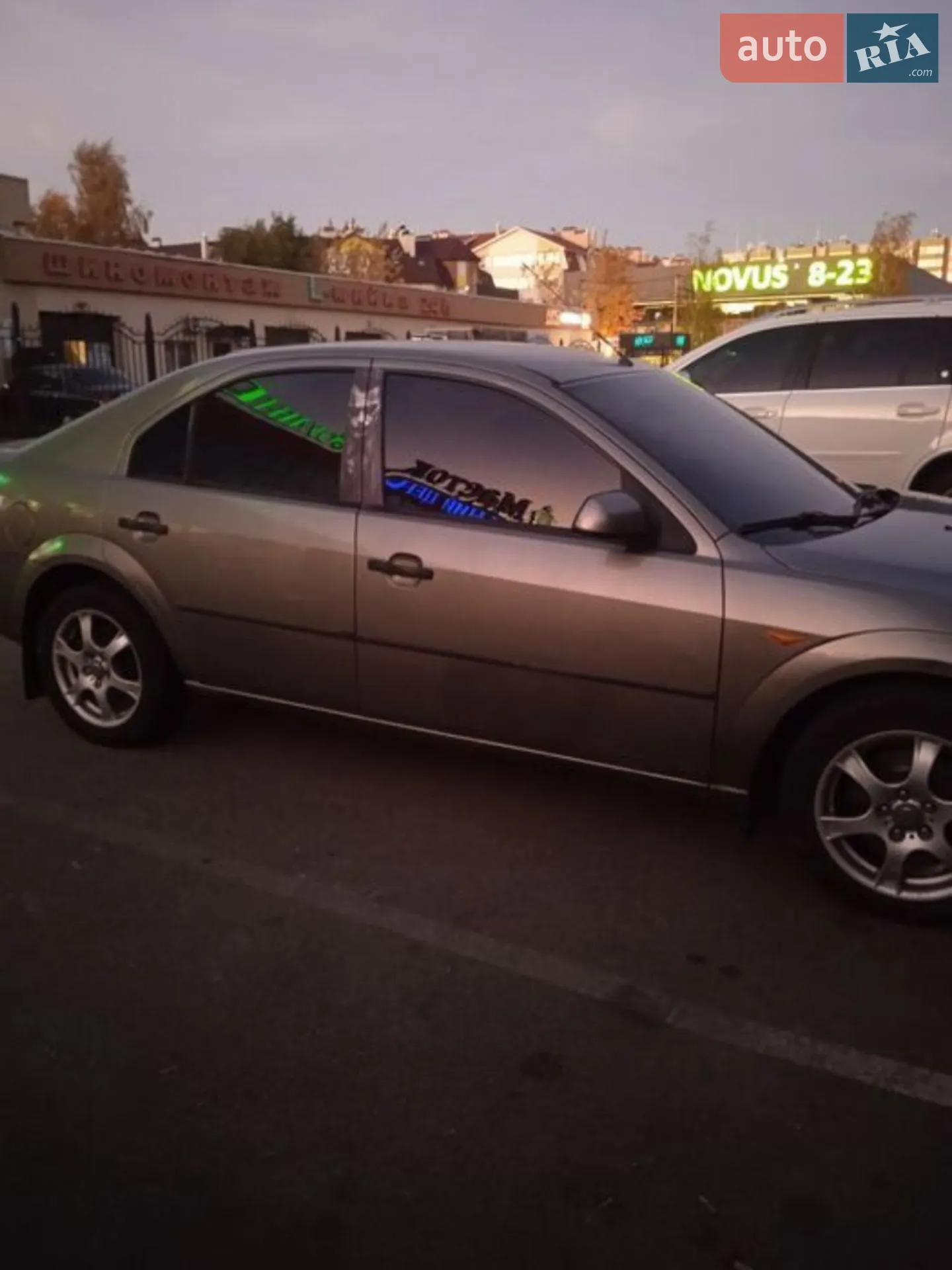 Ford Mondeo, 2001