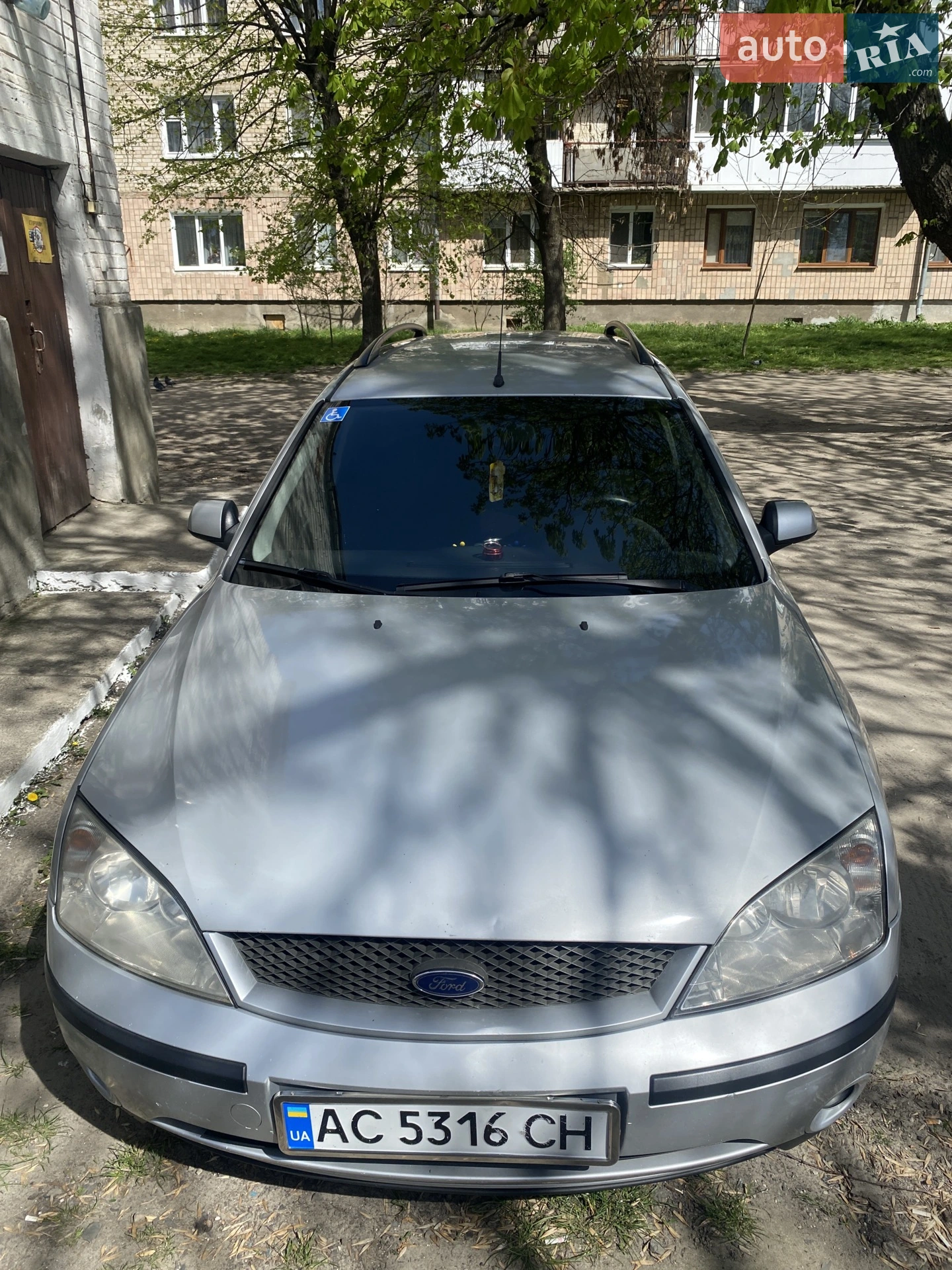 Ford Mondeo, 2001