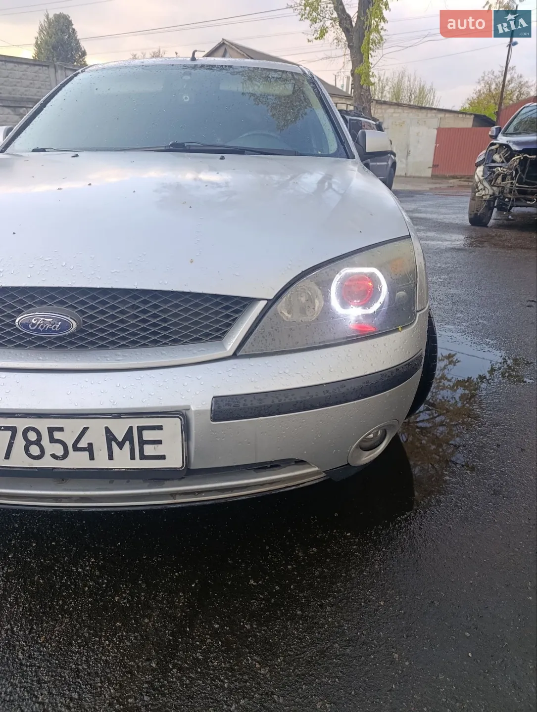 Ford Mondeo, 2001