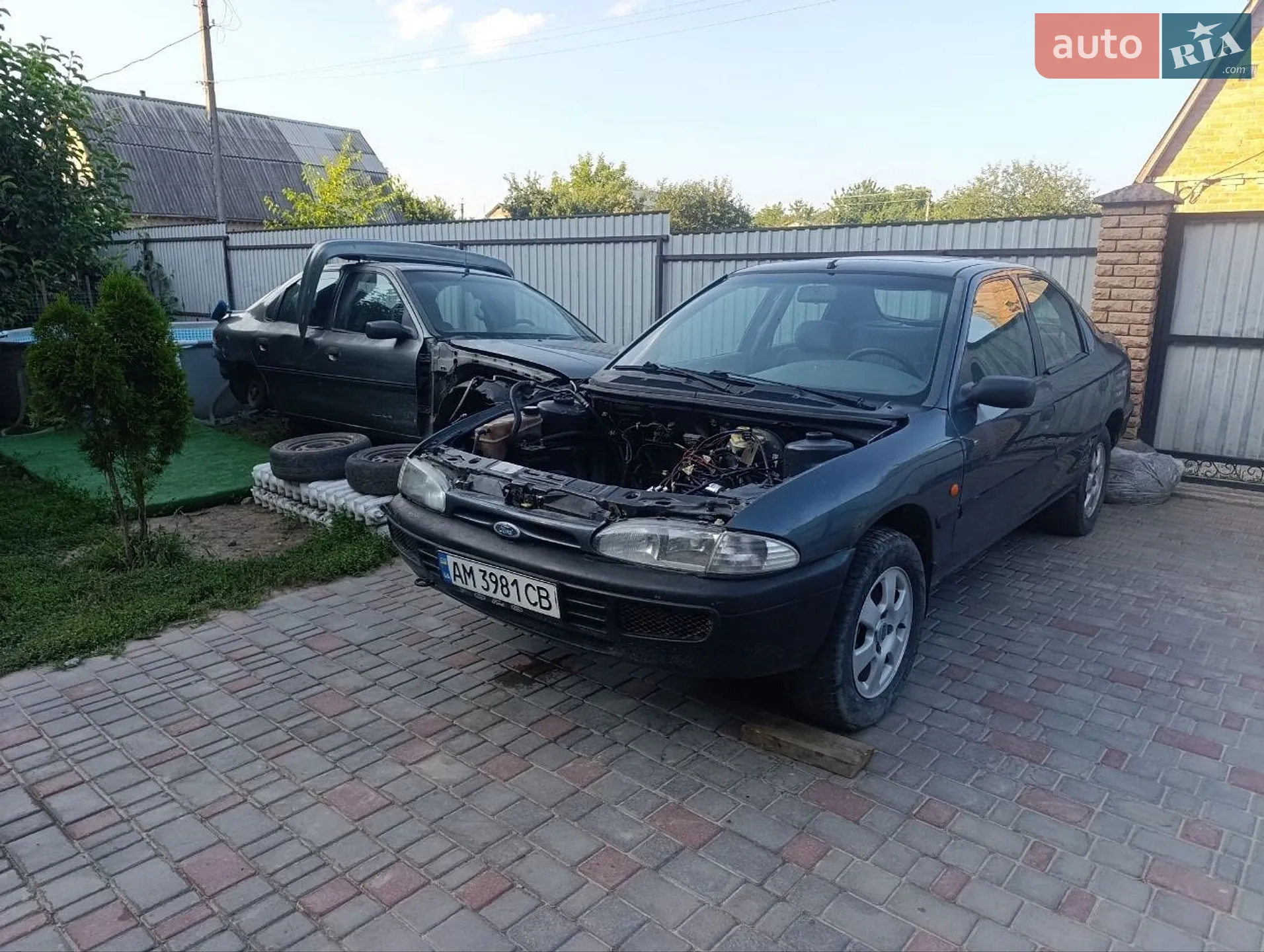 Ford Mondeo, 1993