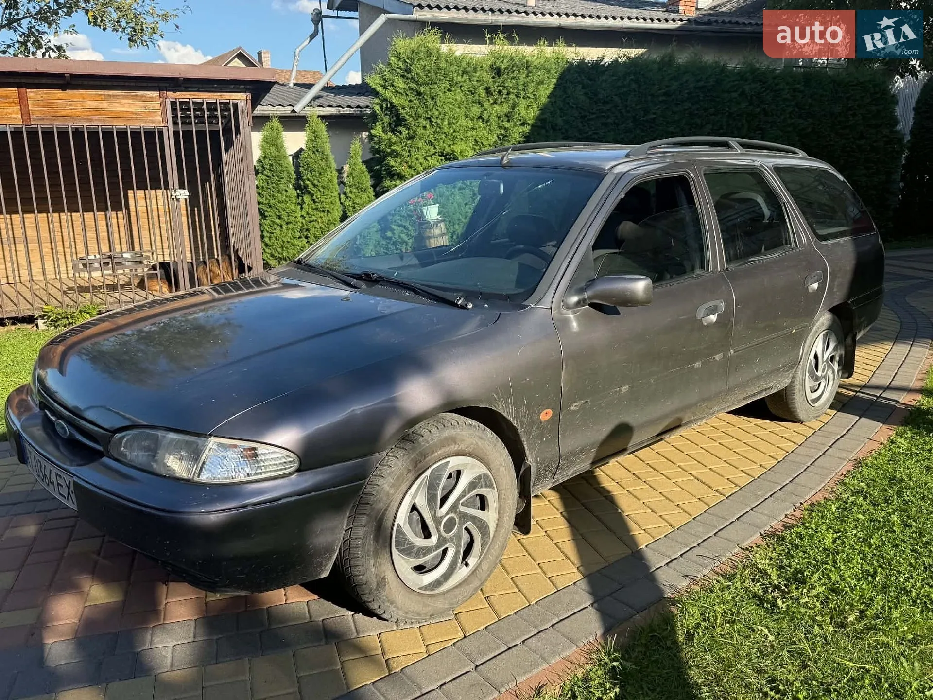 Ford Mondeo, 1996