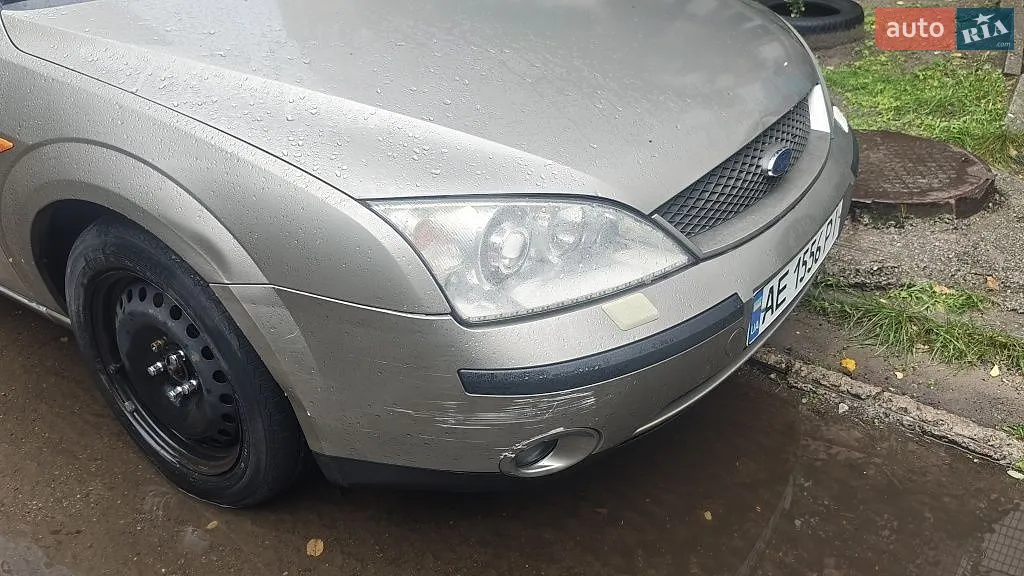 Ford Mondeo, 2001