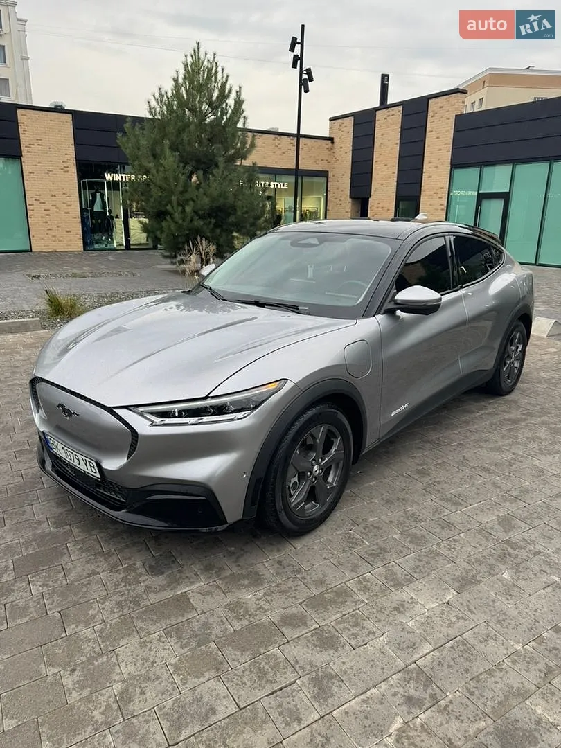Ford Mustang Mach-E, 2021