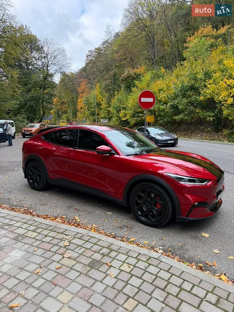Ford Mustang Mach-E, 2021