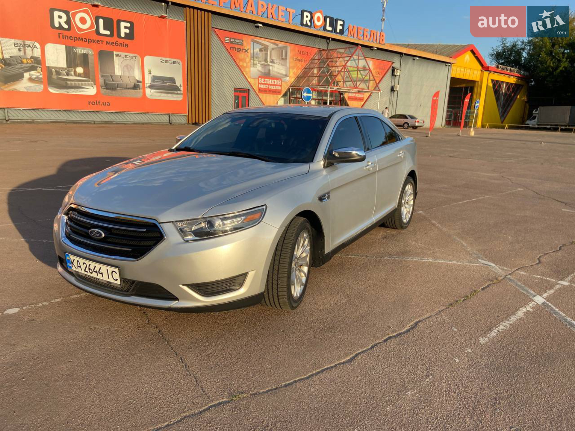 Ford Taurus, 2018