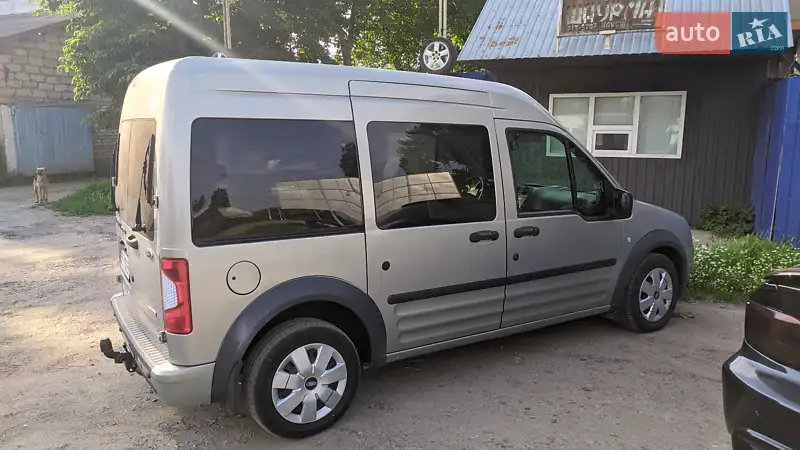Ford Tourneo Connect, 2009