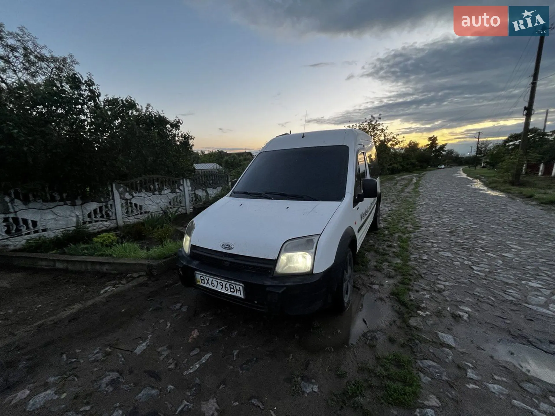 Ford Transit Connect, 2004
