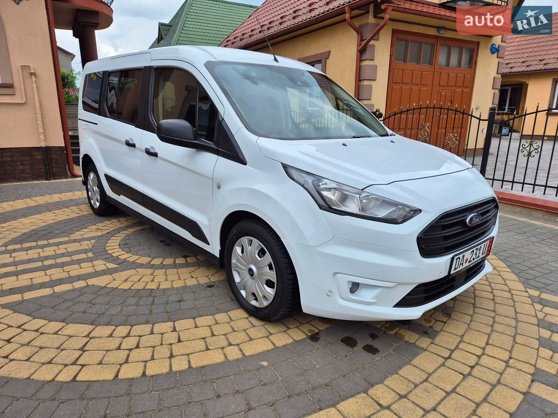 Ford Transit Connect, 2020