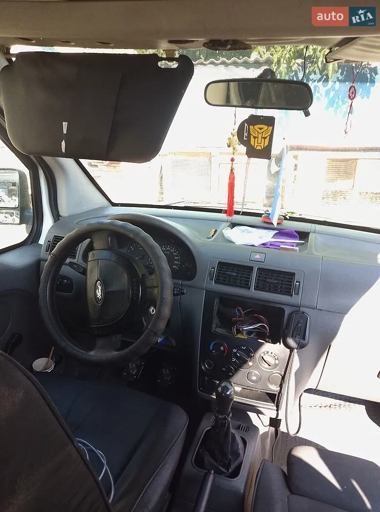 Ford Transit Connect, 2004