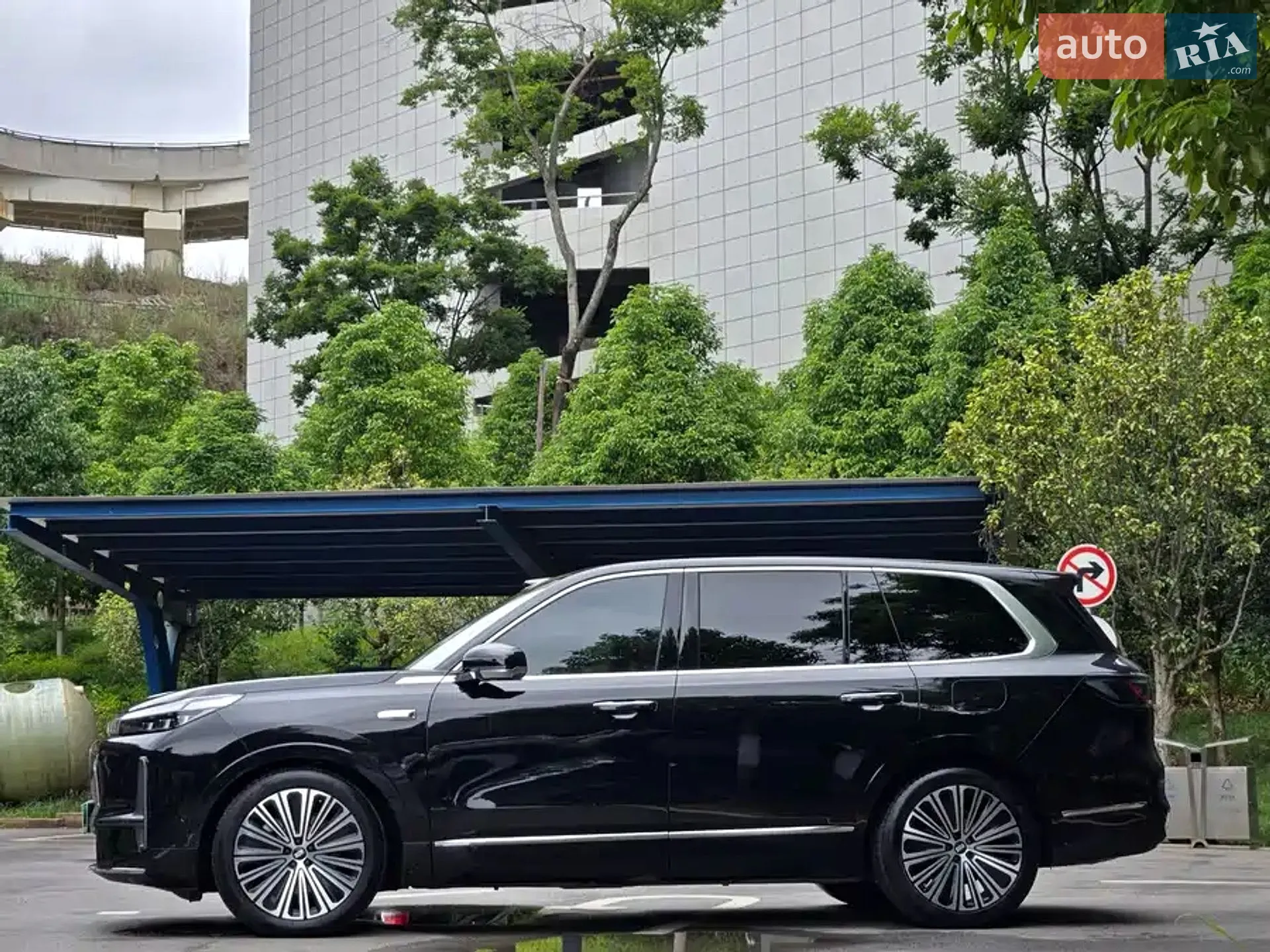 Geely Galaxy M9, 2025