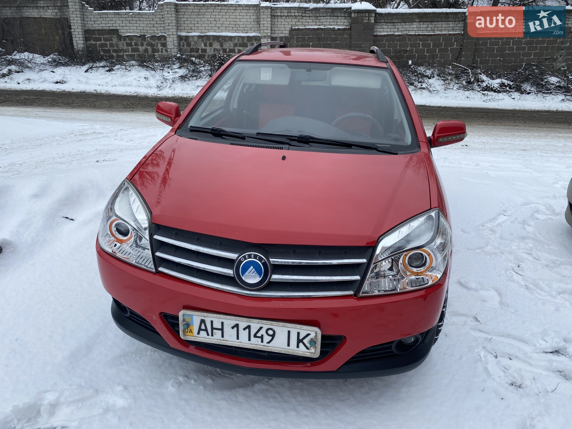 Geely MK Cross, 2013