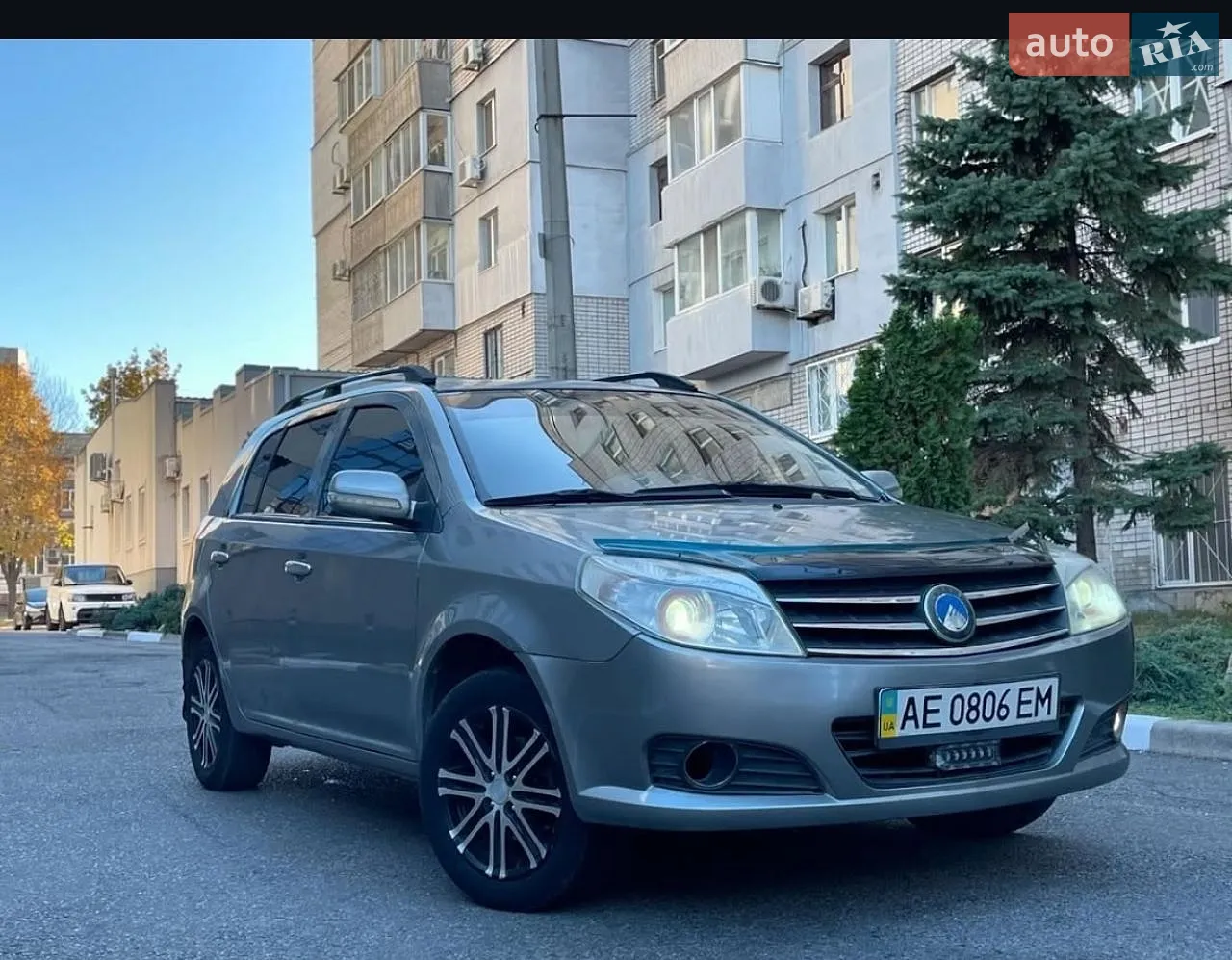 Geely MK Cross, 2010