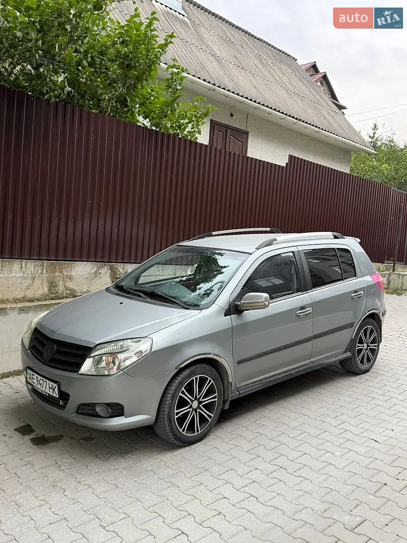 Geely MK Cross, 2014