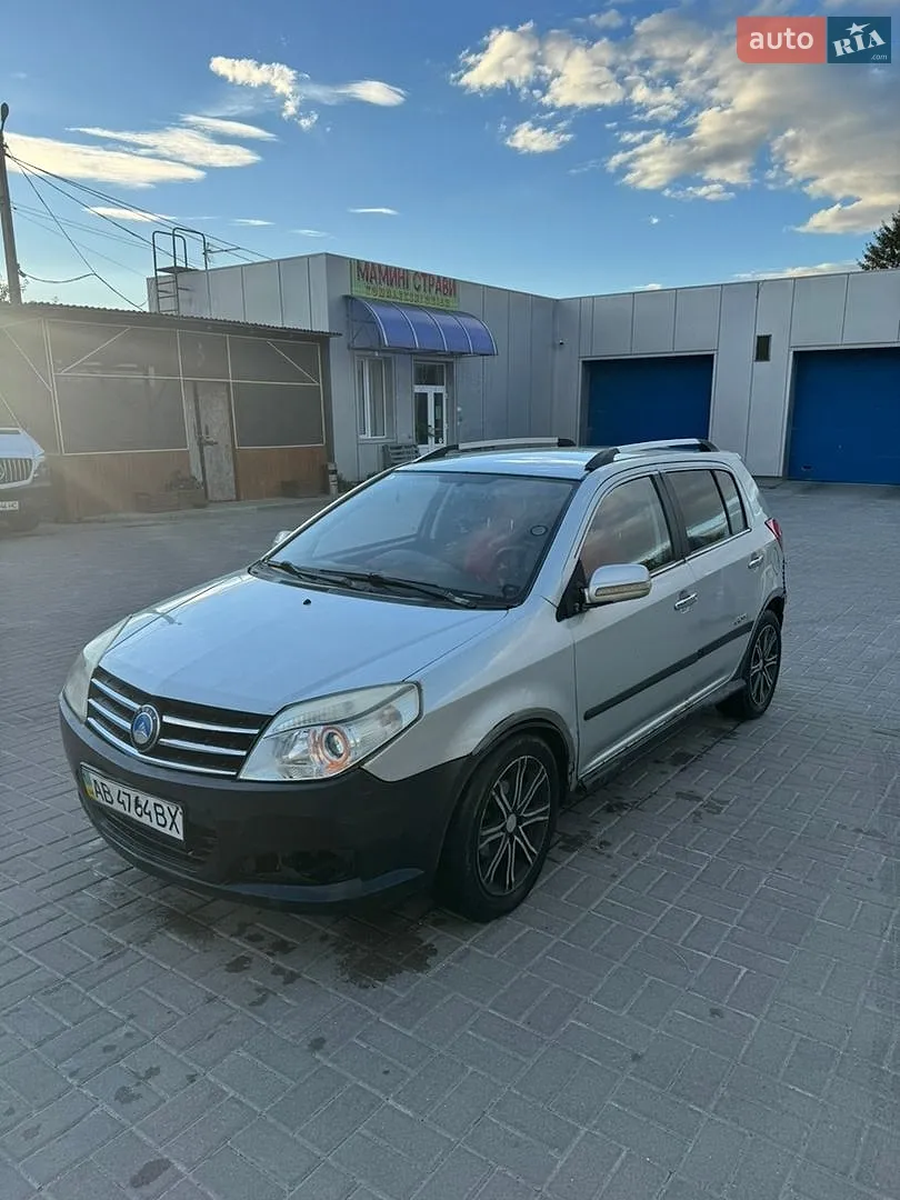 Geely MK Cross, 2013