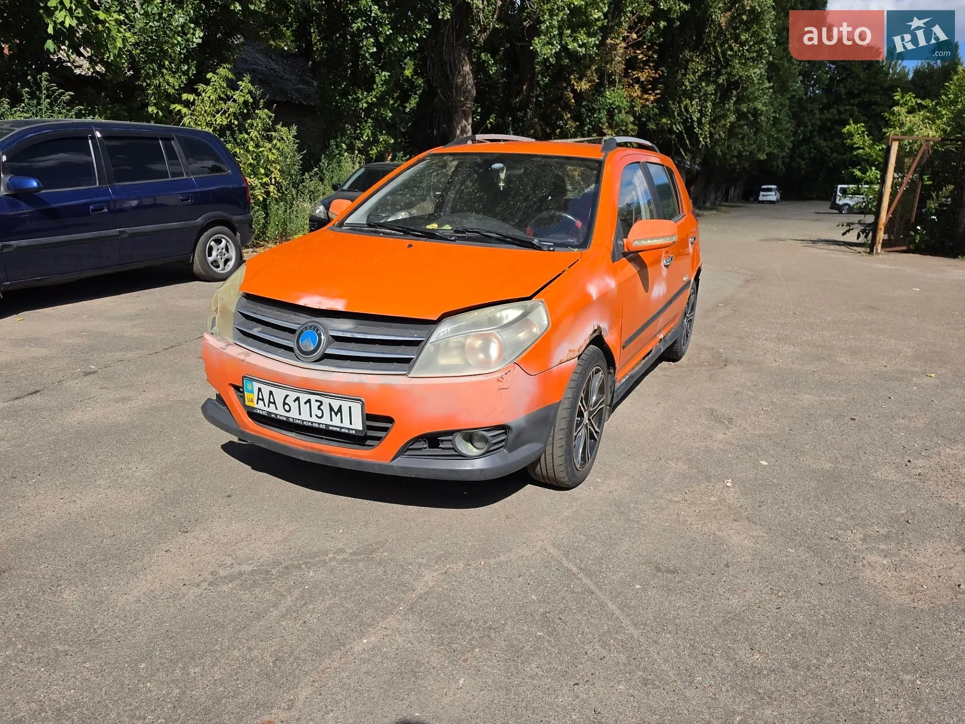 Geely MK Cross, 2012