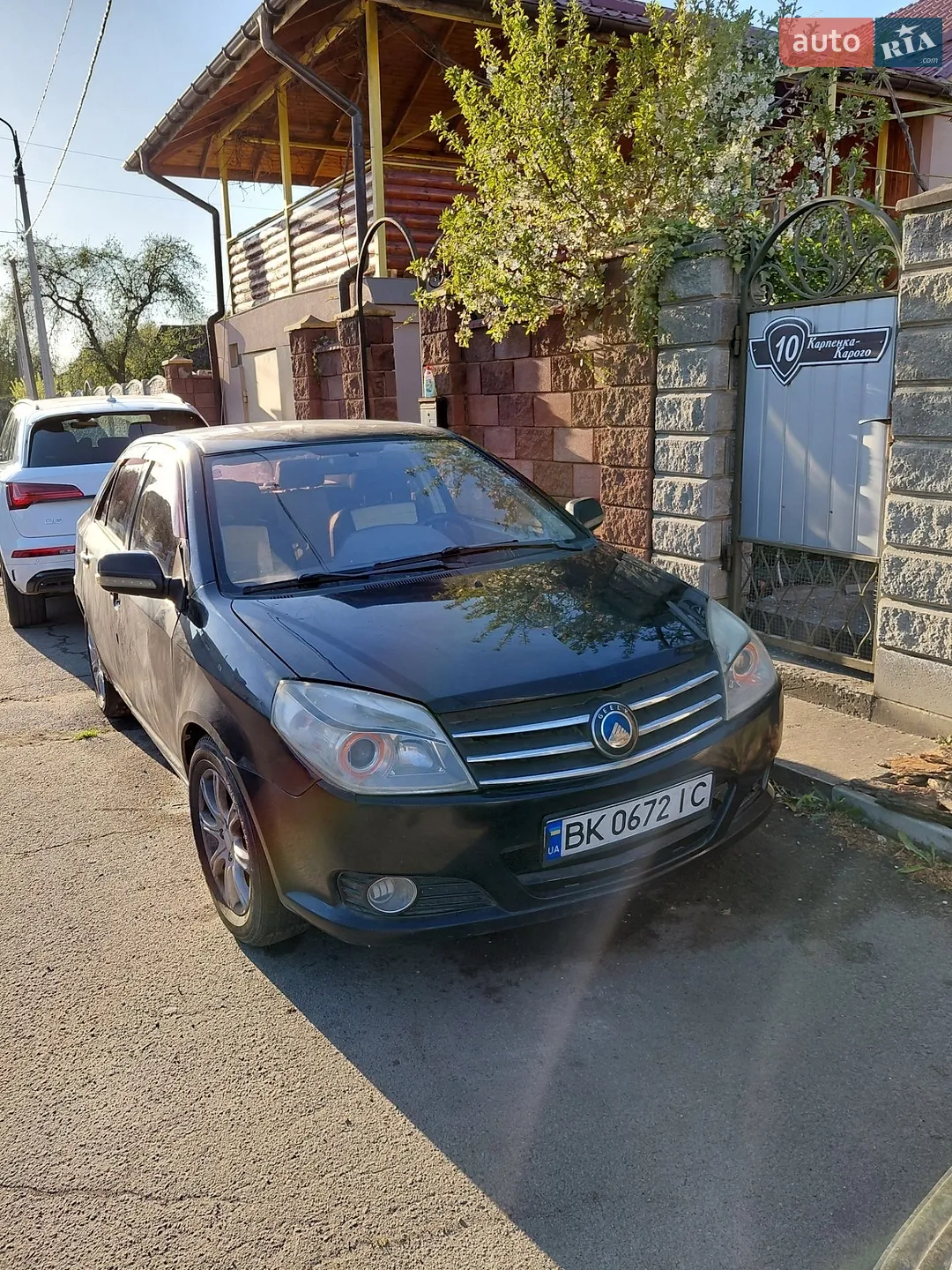 Geely MK, 2011