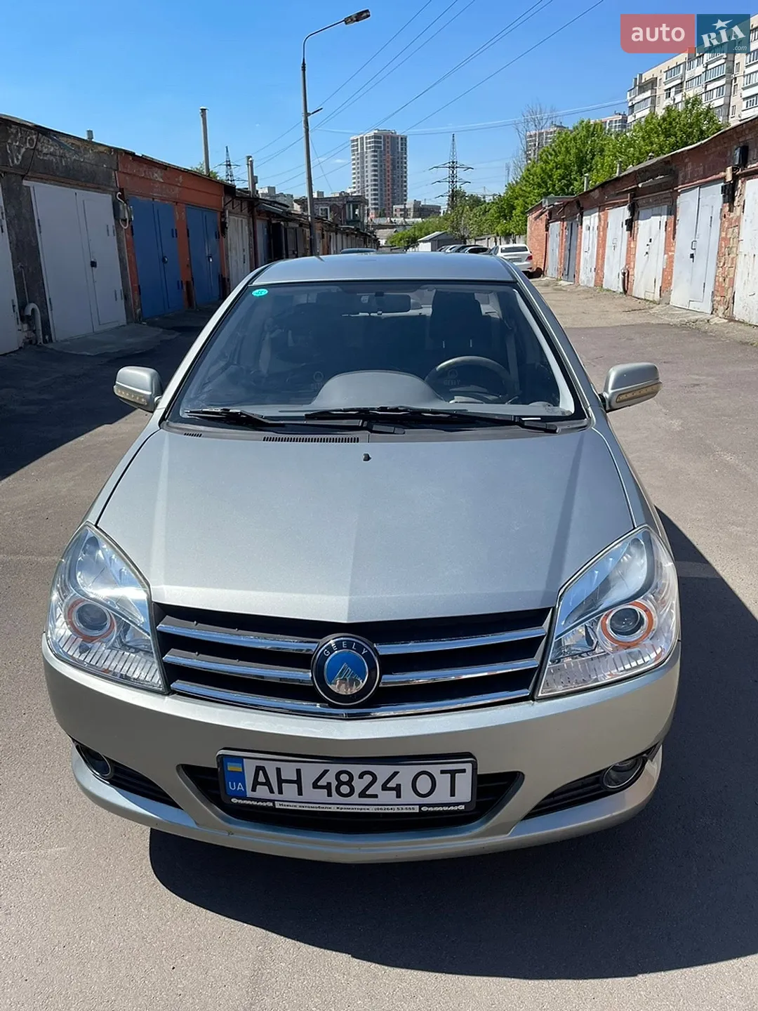 Geely MK, 2011