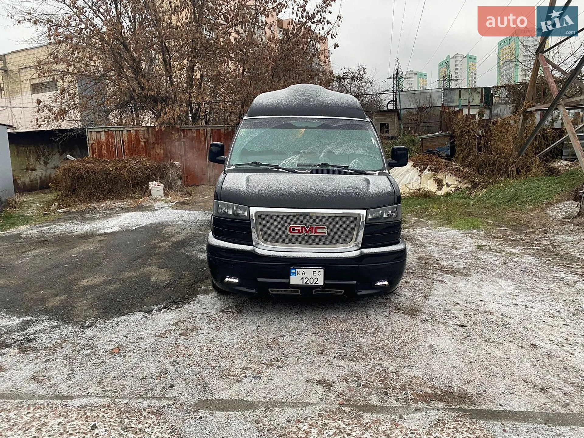 GMC Savana, 2013