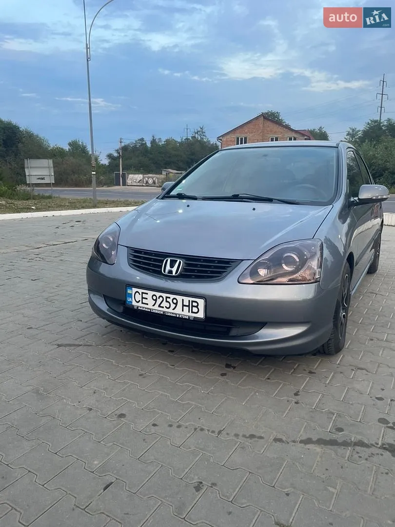 Honda Civic, 2004