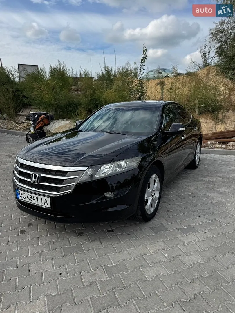 Honda Crosstour, 2011