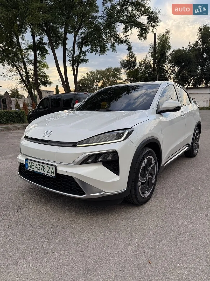 Honda M-NV, 2024