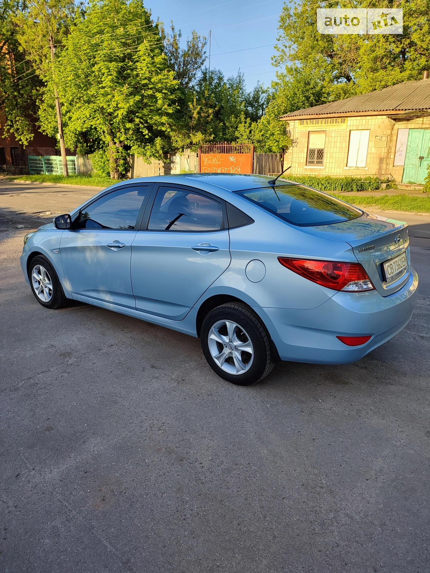 Hyundai Accent, 2011