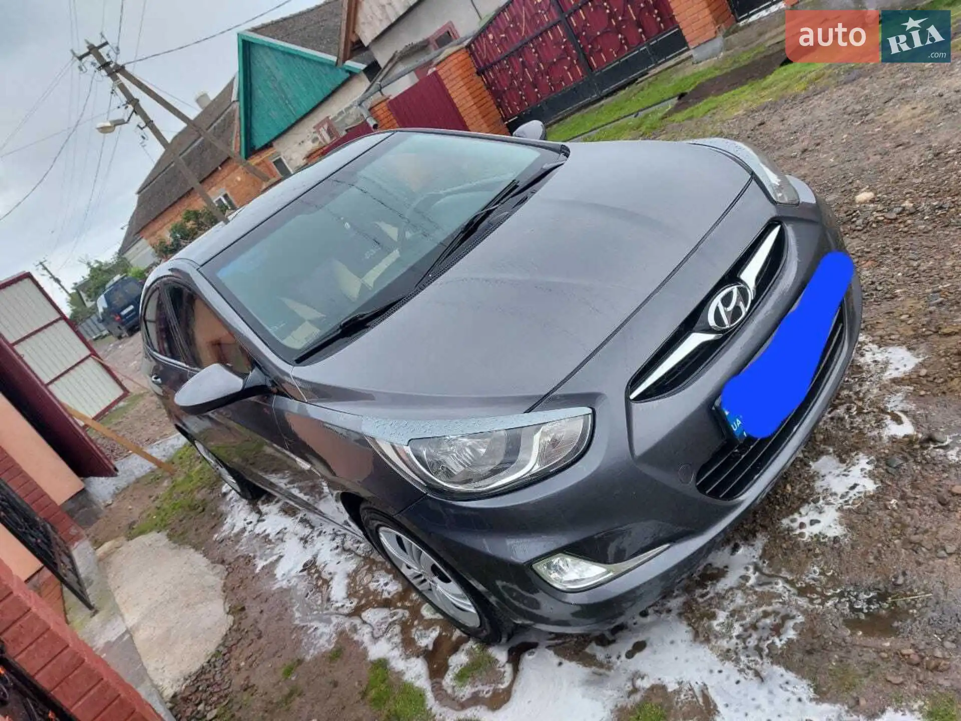 Hyundai Accent, 2012