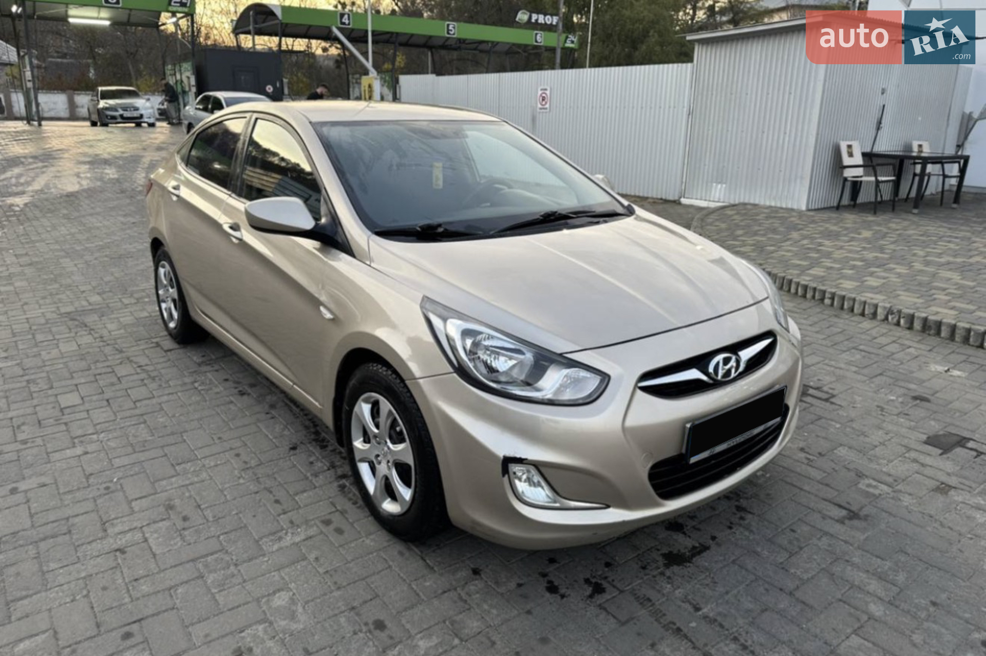 Hyundai Accent, 2012