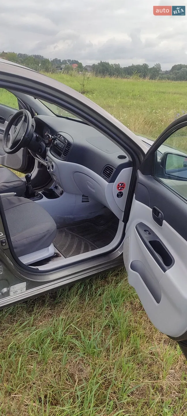 Hyundai Accent, 2008