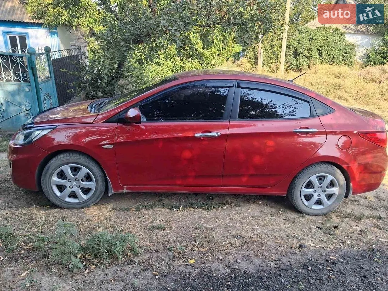 Hyundai Accent, 2011