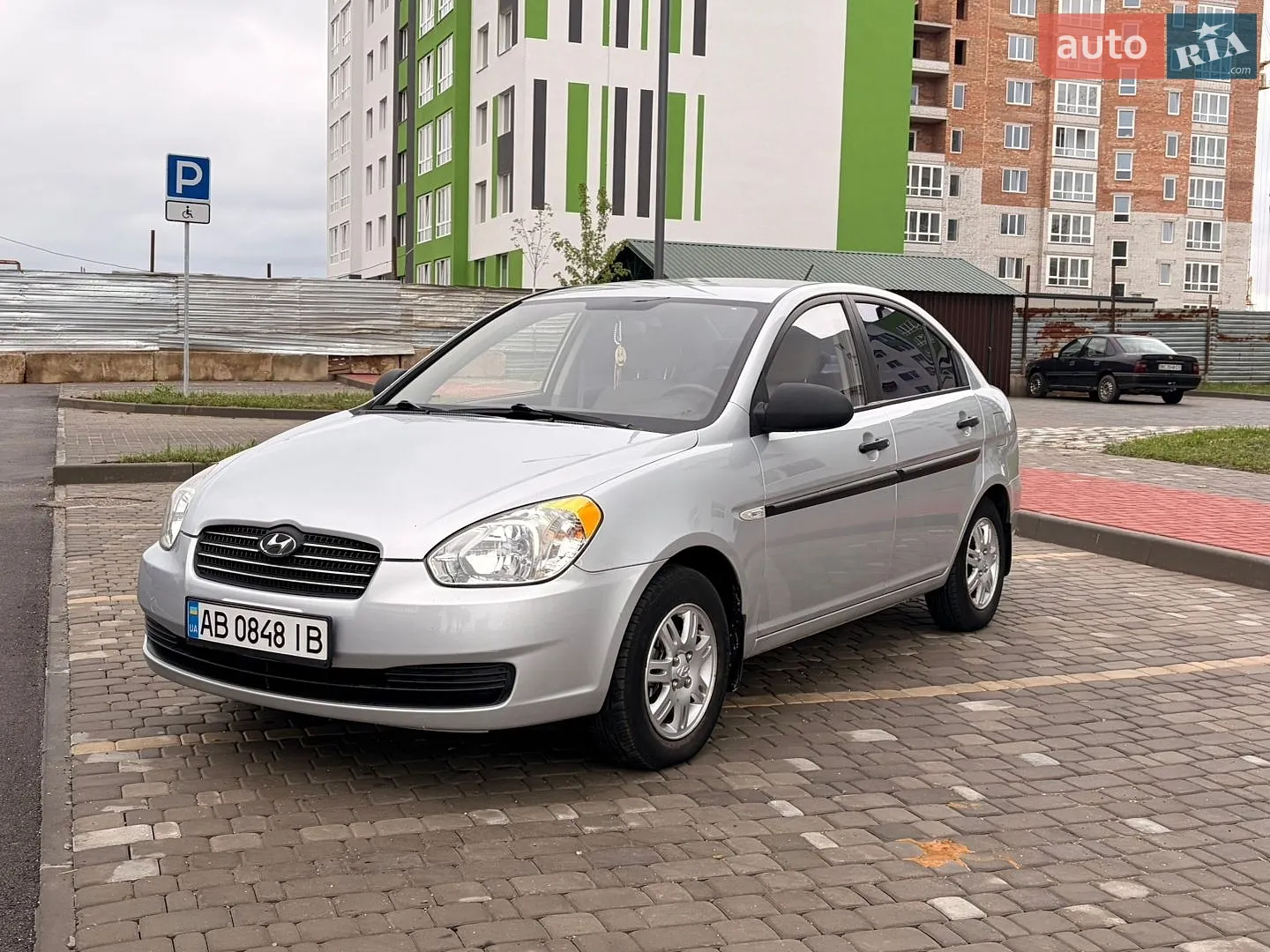 Hyundai Accent, 2010