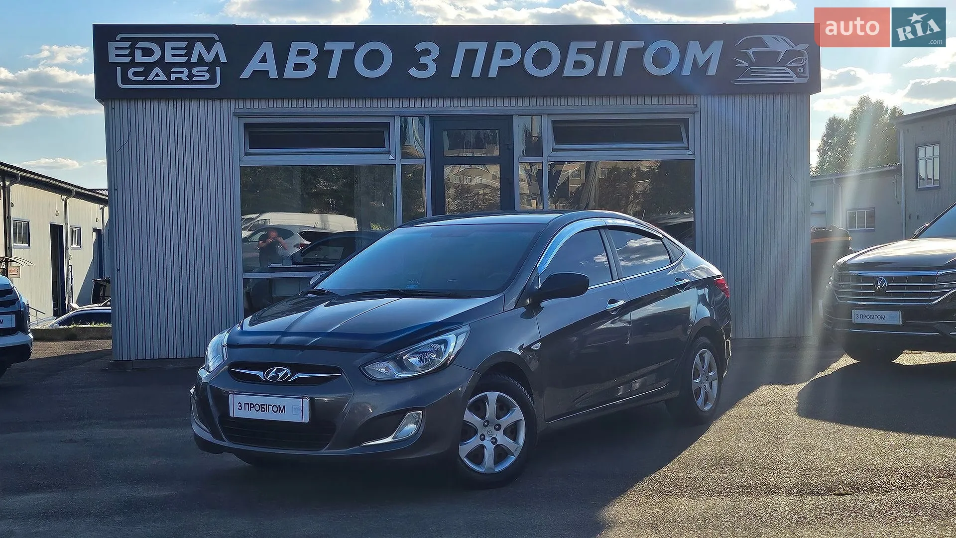 Hyundai Accent, 2011