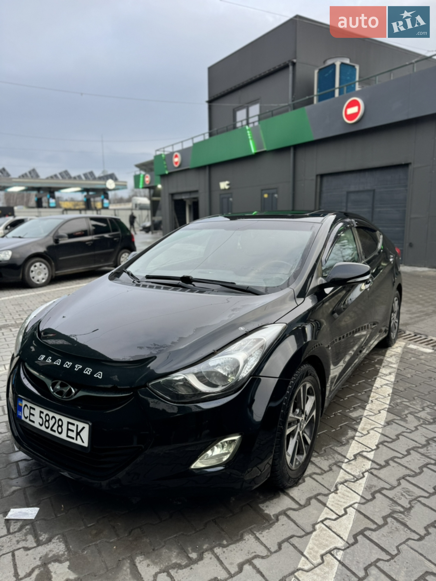Hyundai Elantra, 2011