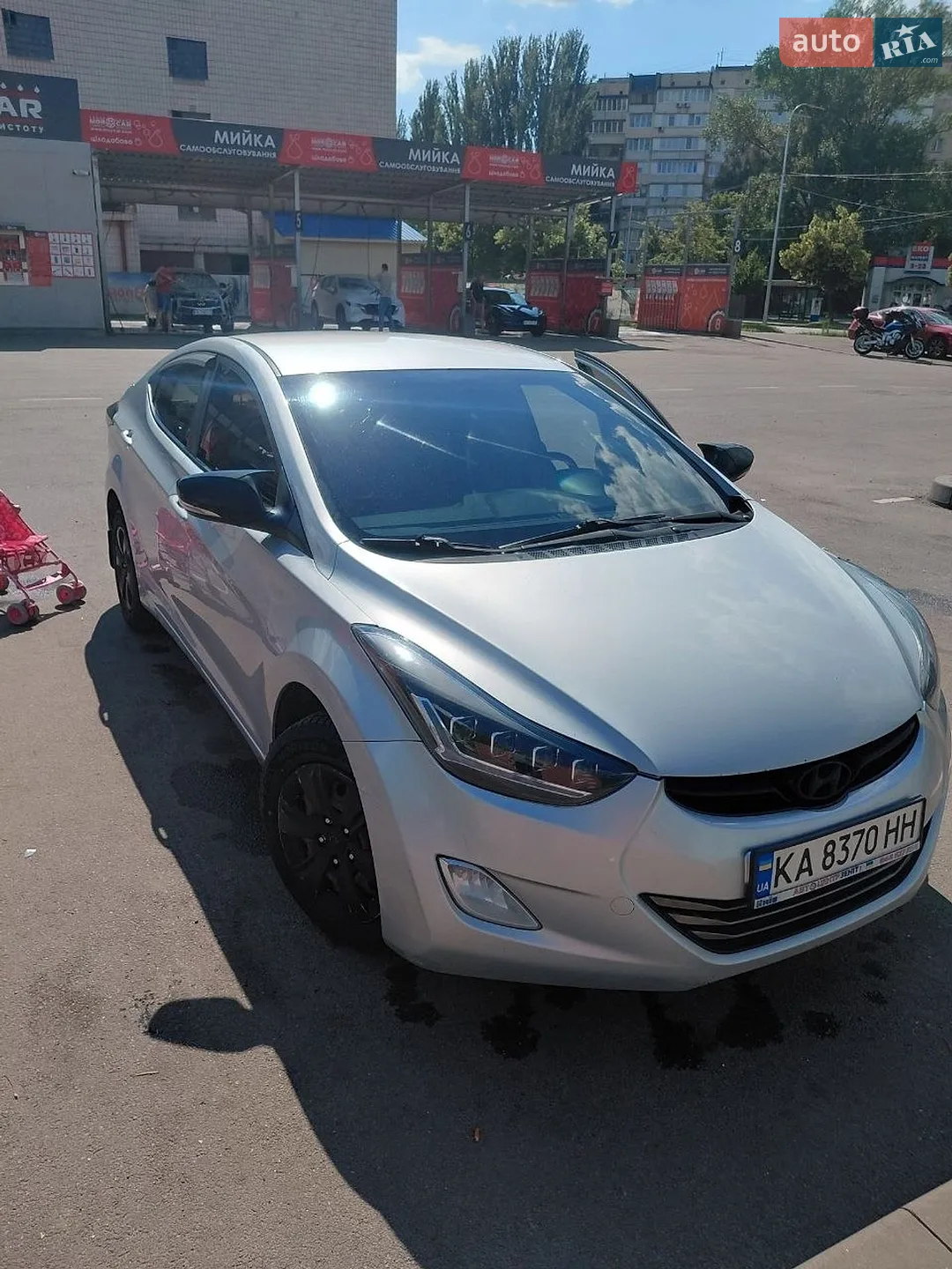 Hyundai Elantra, 2011