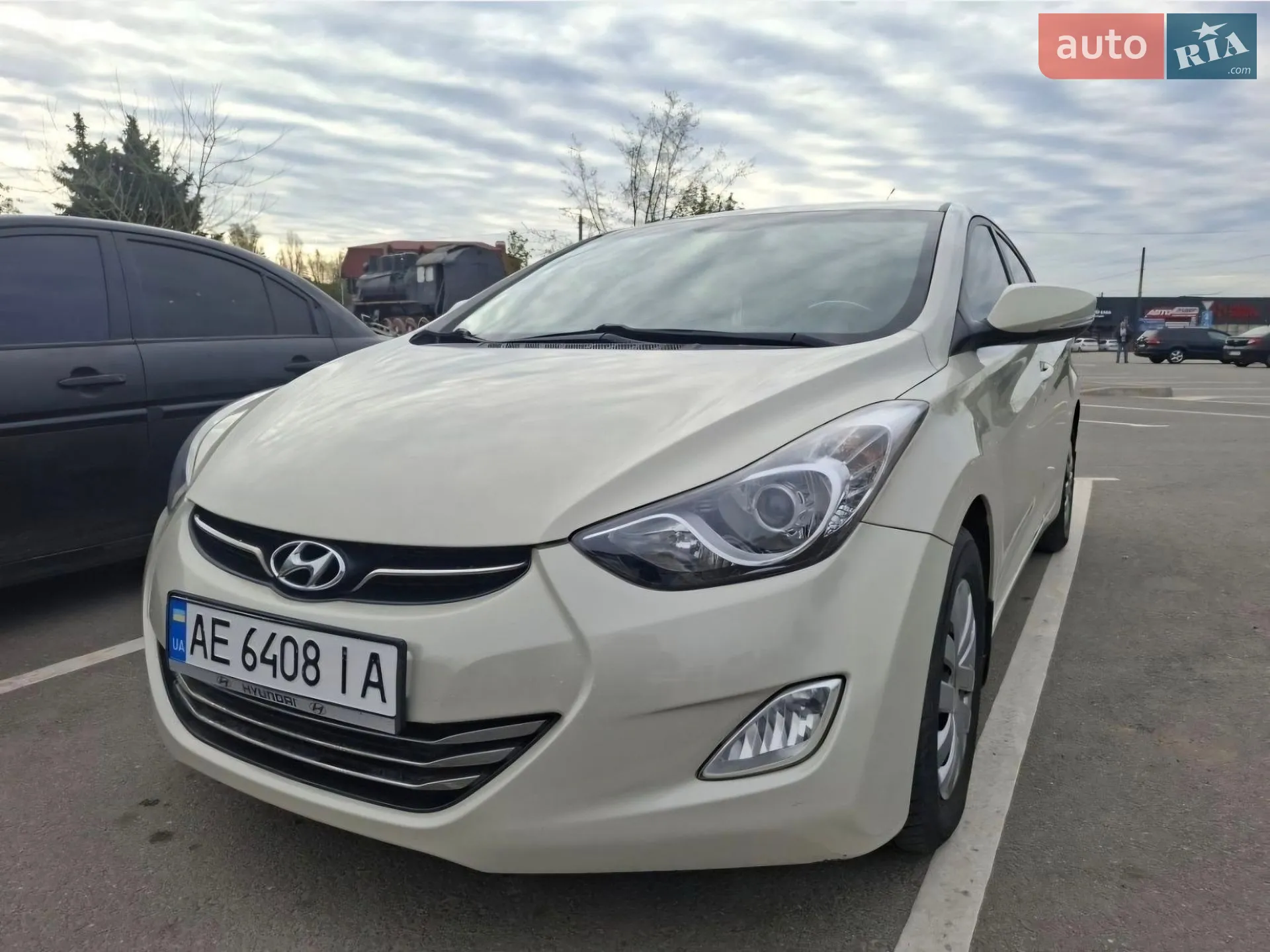 Hyundai Elantra, 2011