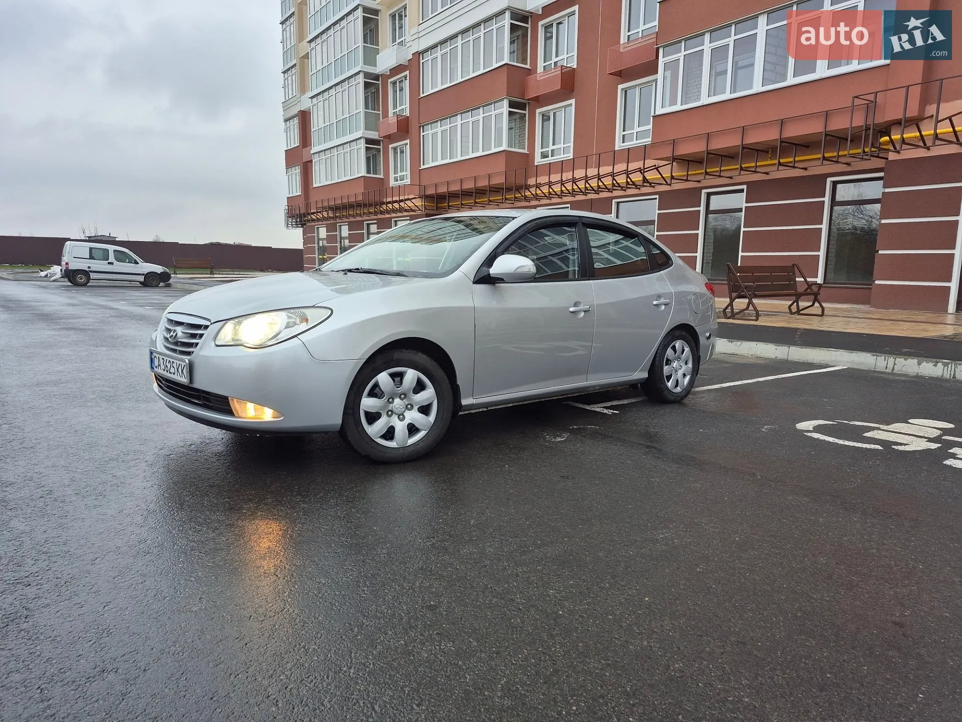 Hyundai Elantra, 2010