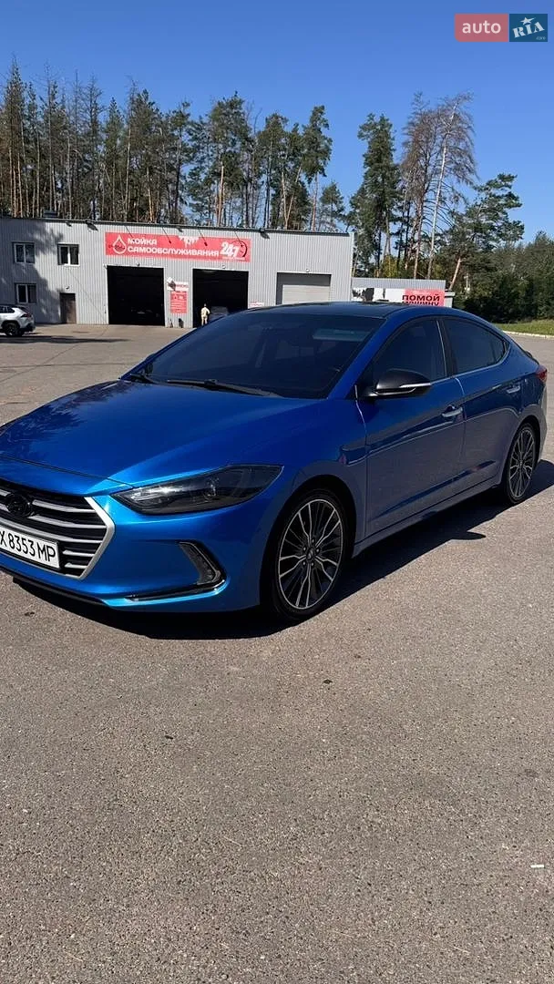 Hyundai Elantra, 2016