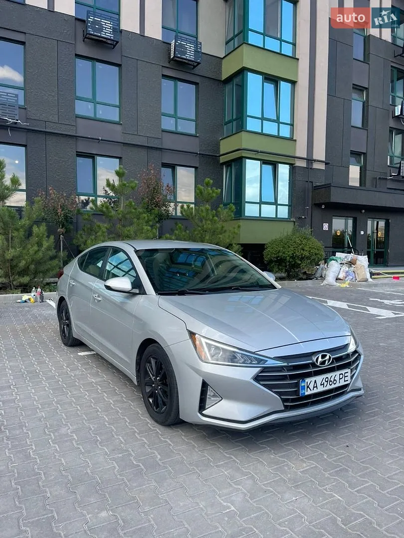 Hyundai Elantra, 2018