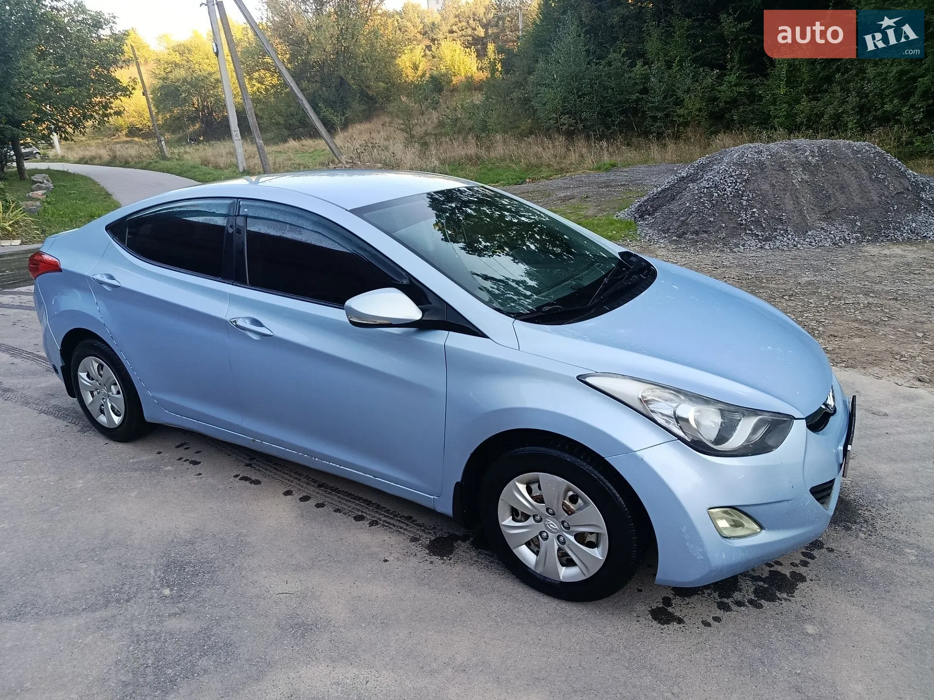 Hyundai Elantra, 2011