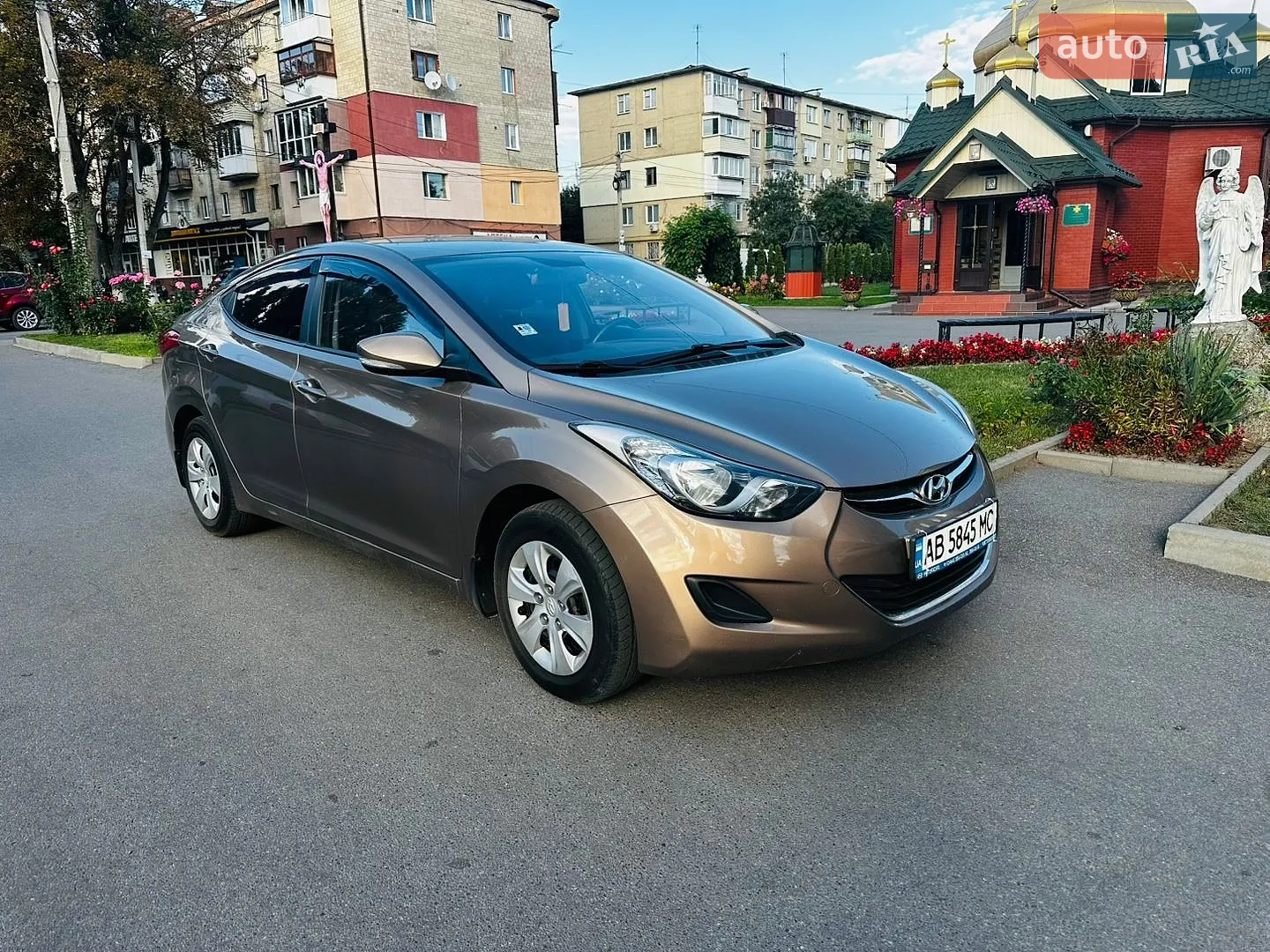 Hyundai Elantra, 2013