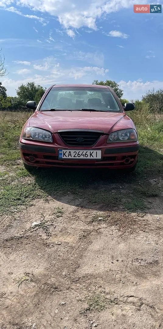 Hyundai Elantra, 2004
