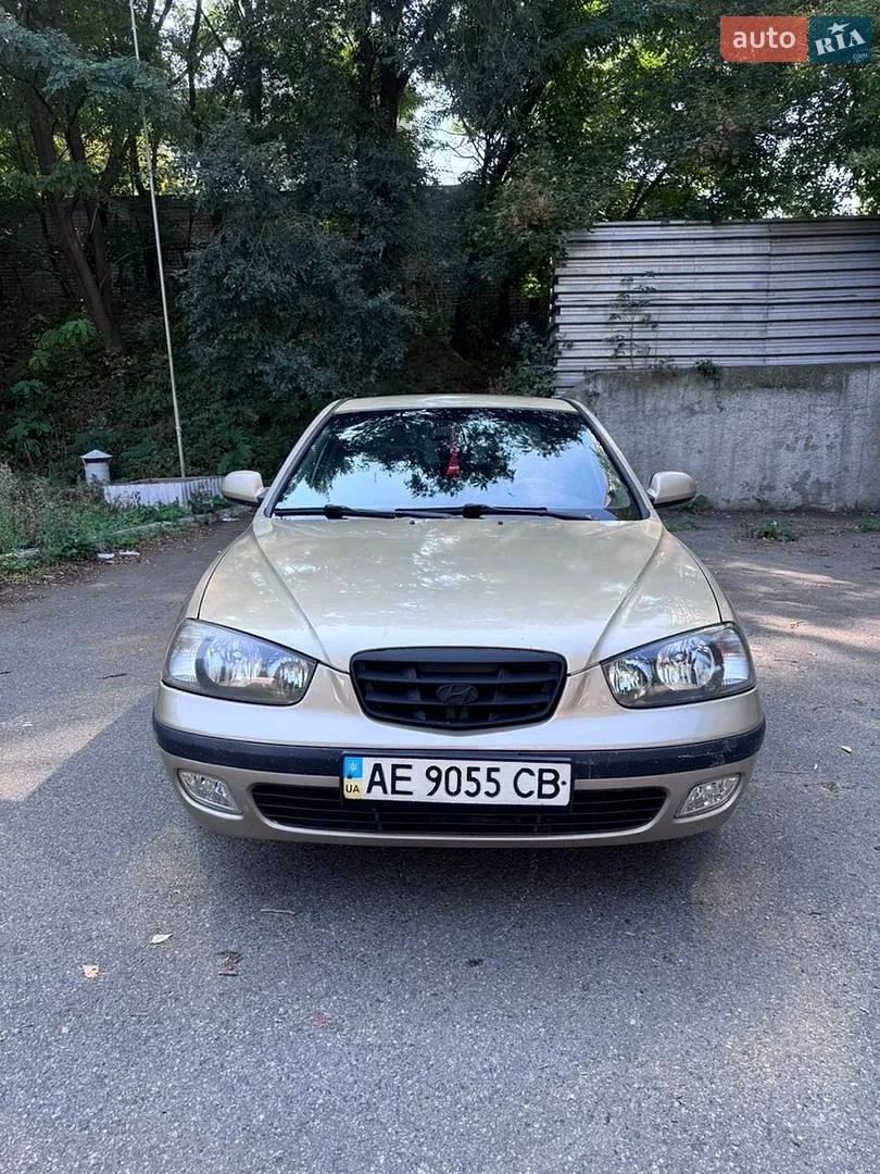 Hyundai Elantra, 2003