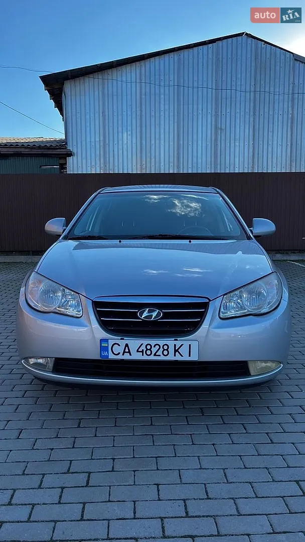 Hyundai Elantra, 2008