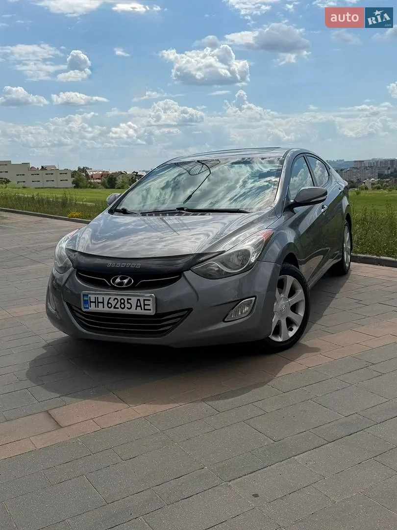 Hyundai Elantra, 2013