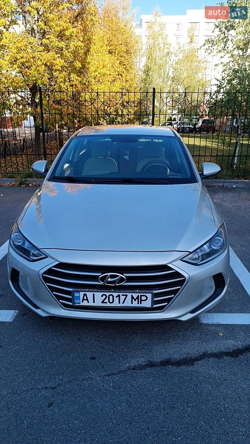 Hyundai Elantra, 2016
