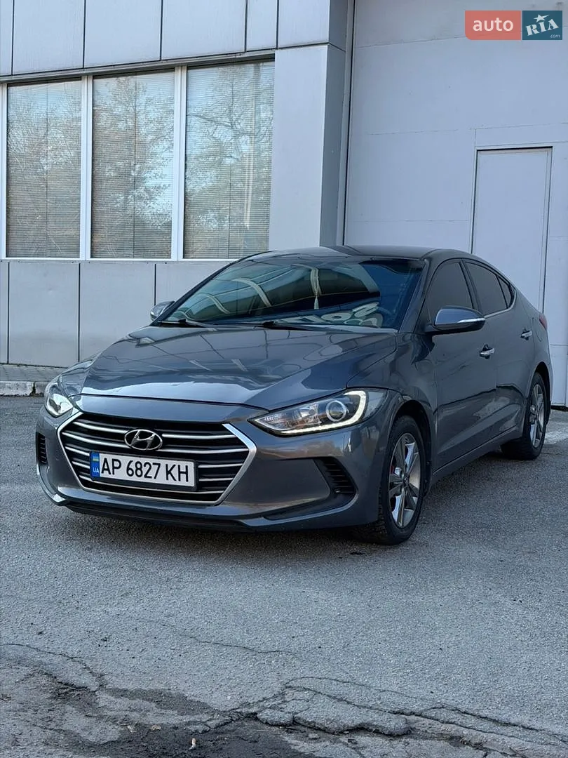 Hyundai Elantra, 2018