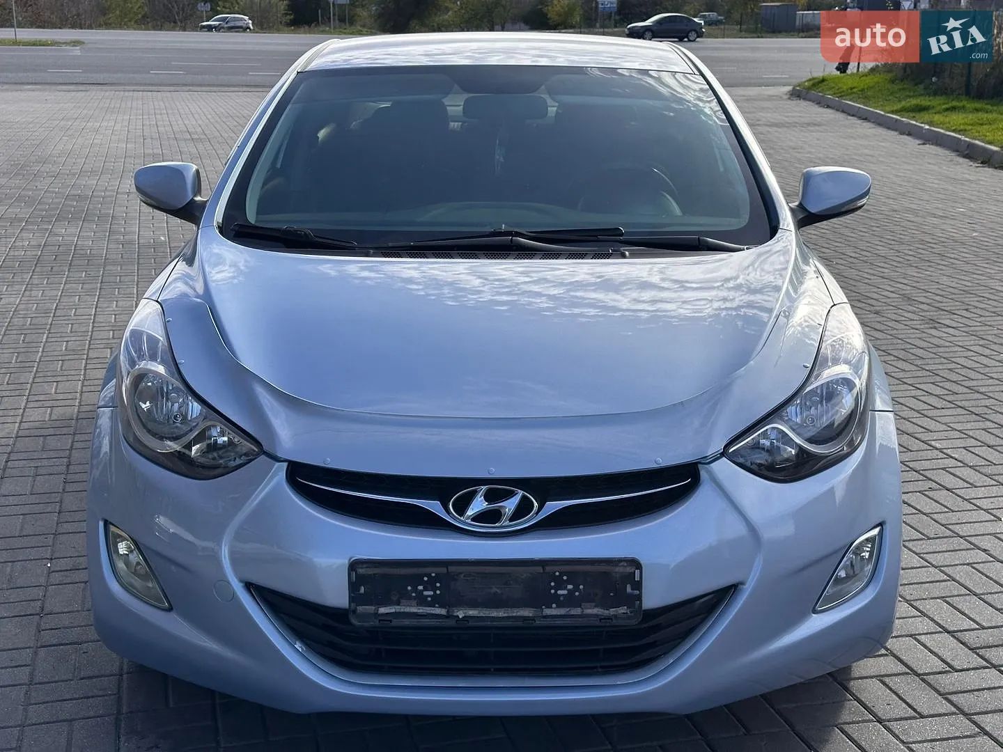 Hyundai Elantra, 2011