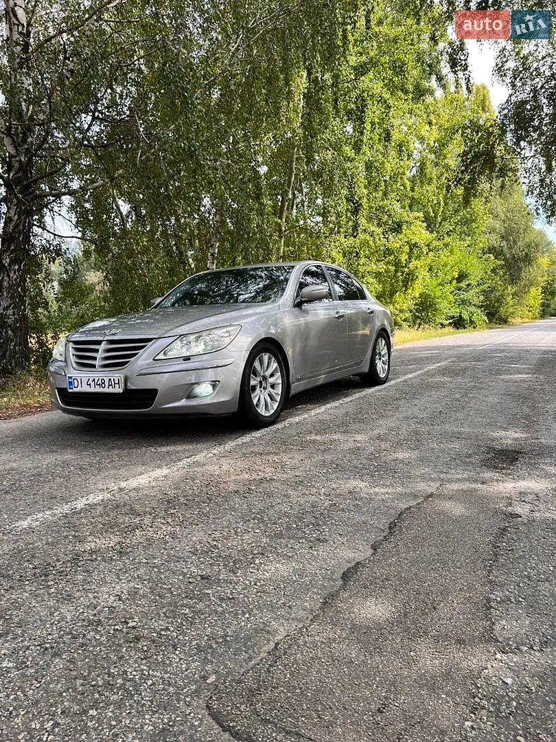 Hyundai Genesis, 2009